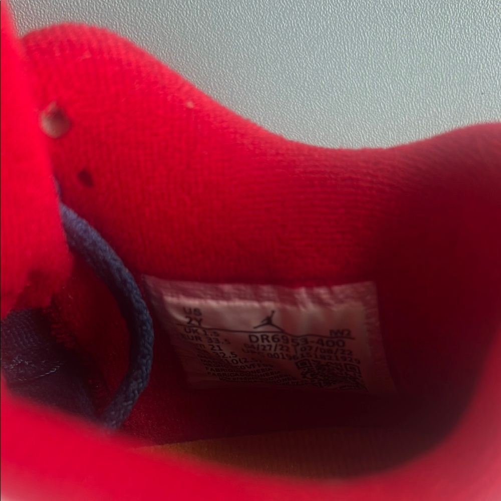 Jordan 4 Messy Room Sneaker size 2Y. Never worn!!!!!! - Picture 8 of 8